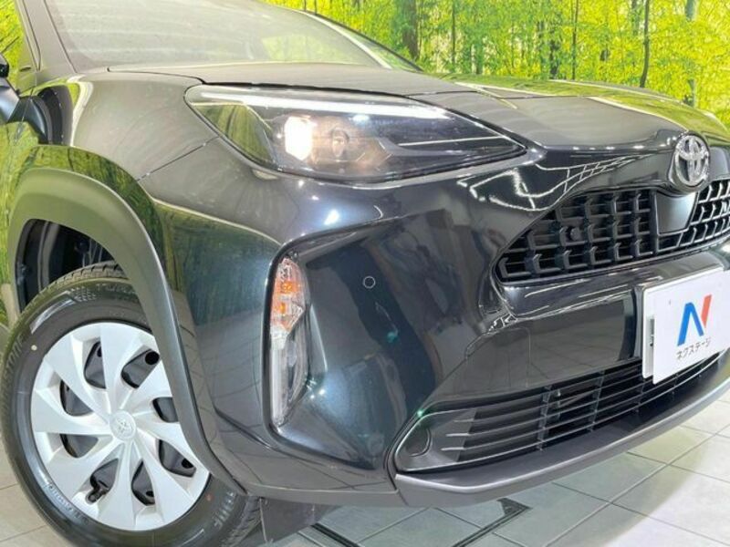 YARIS CROSS