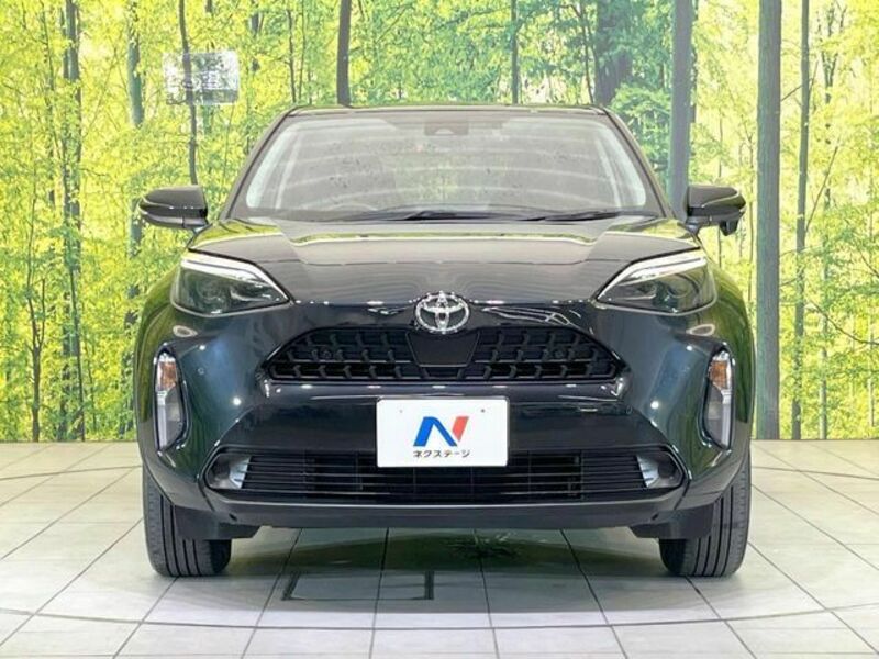 YARIS CROSS