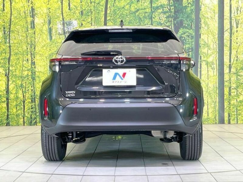 YARIS CROSS