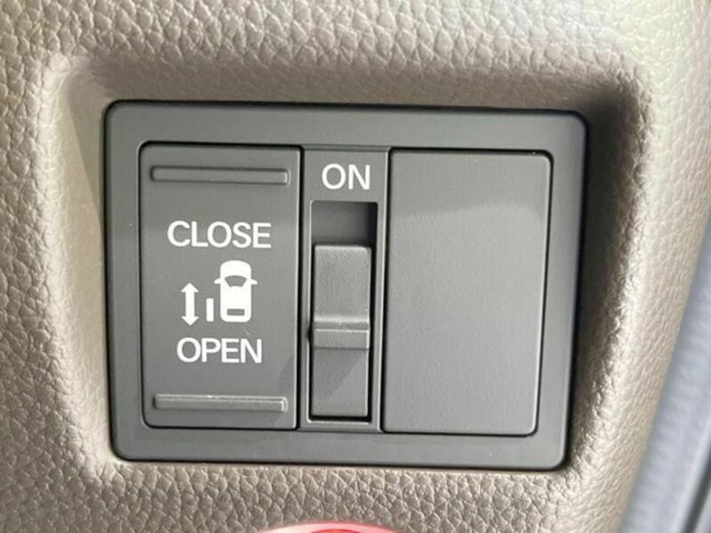 N BOX