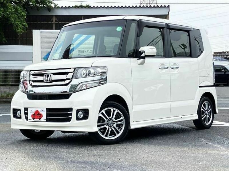 HONDA N BOX CUSTOM