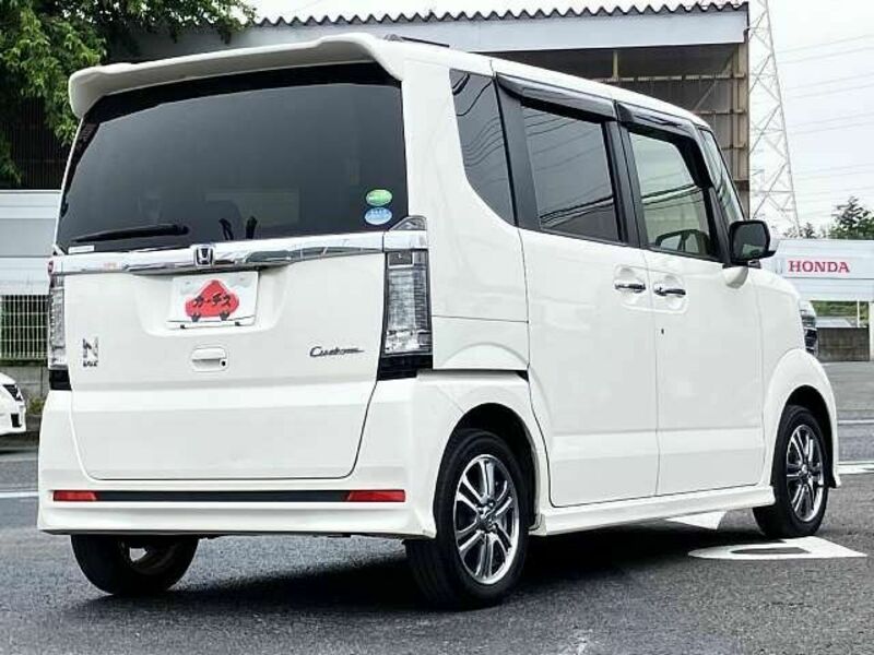 N BOX CUSTOM