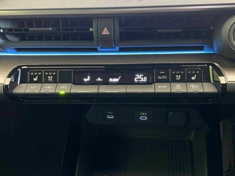 PRIUS-7