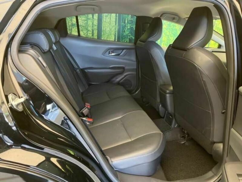 PRIUS-9