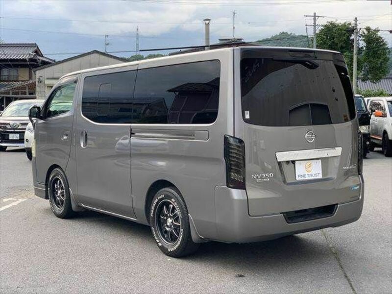 NV350 CARAVAN