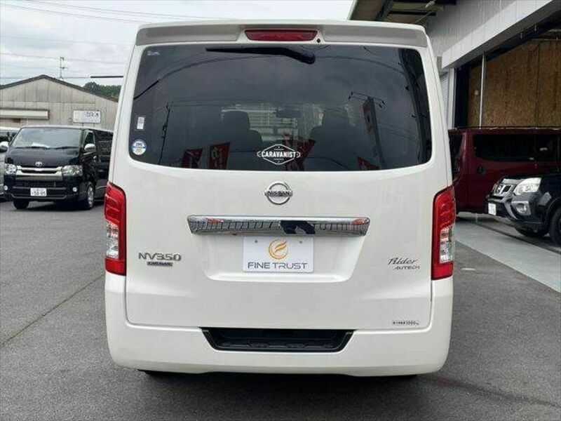 NV350 CARAVAN