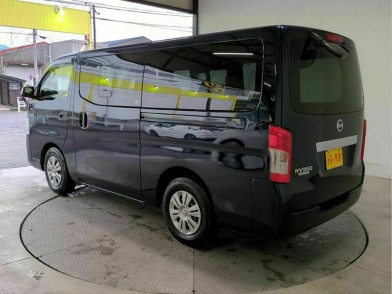NV350 CARAVAN