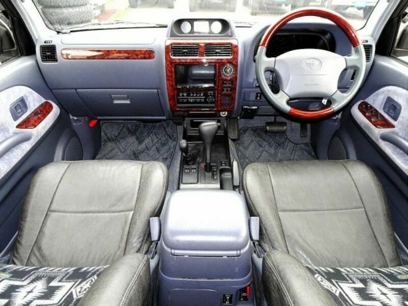 LAND CRUISER PRADO