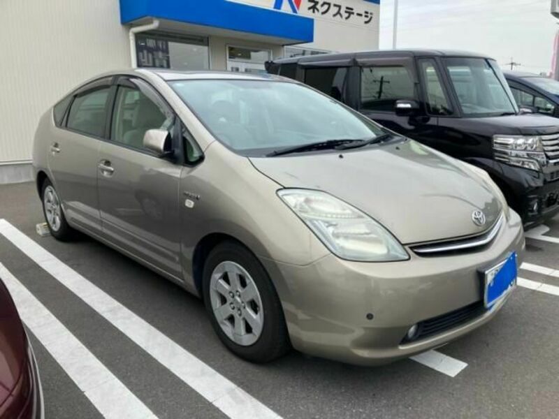 PRIUS-1