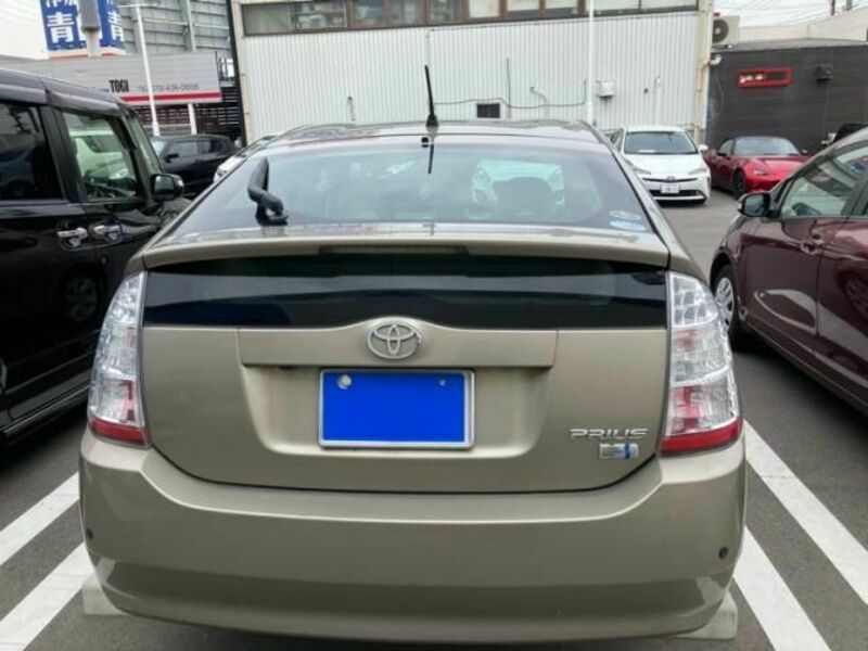 PRIUS-5