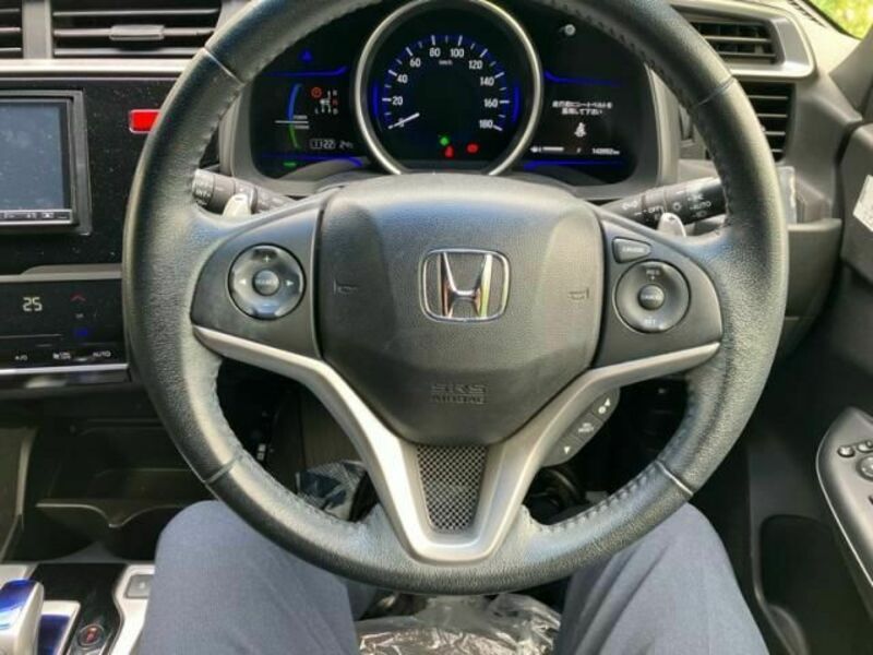 FIT HYBRID