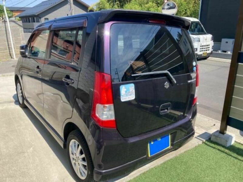WAGON R