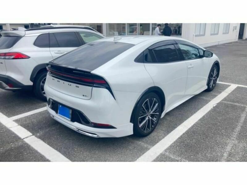 PRIUS-3