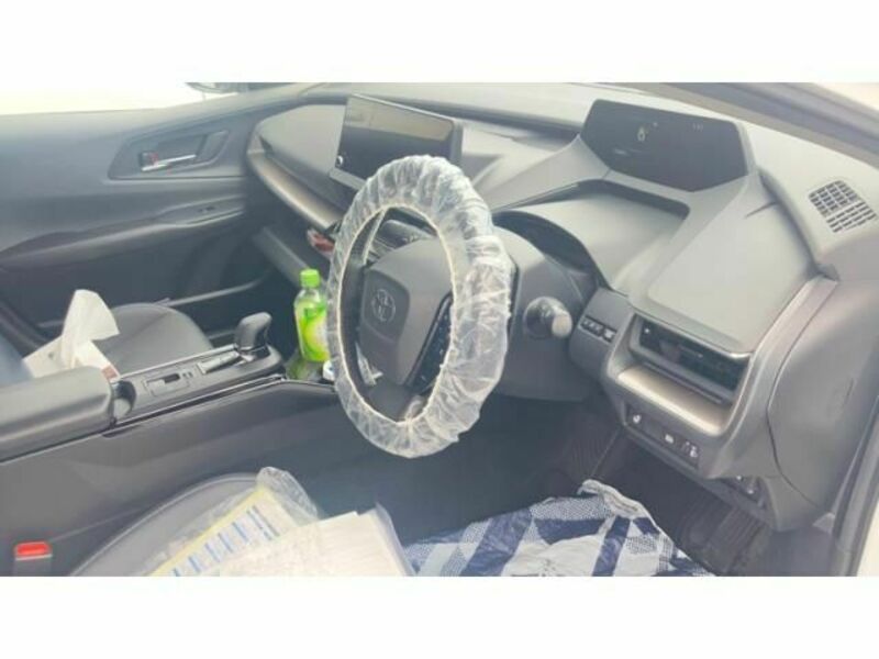 PRIUS-9