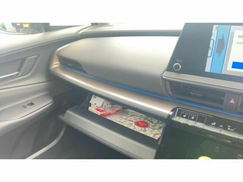 PRIUS-23