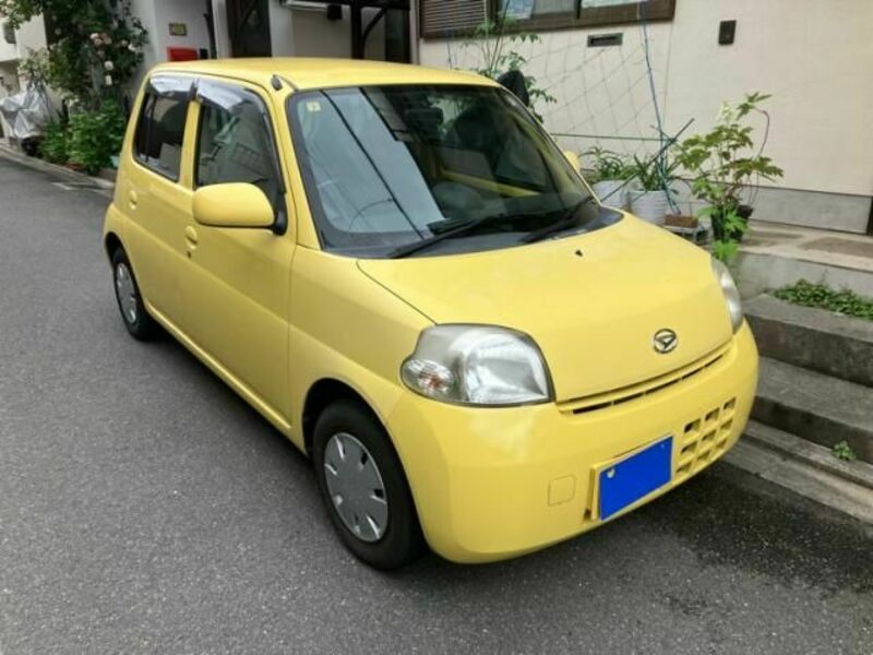 DAIHATSU ESSE