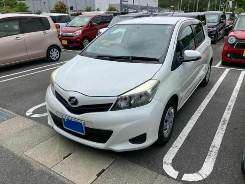 TOYOTA VITZ