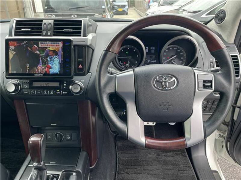 LAND CRUISER PRADO