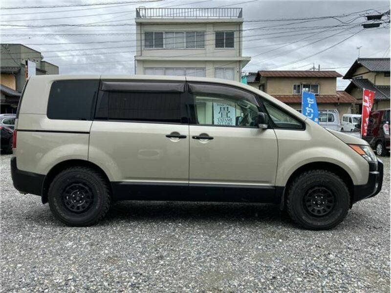 DELICA D5