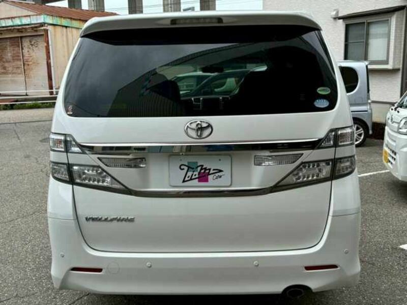 VELLFIRE