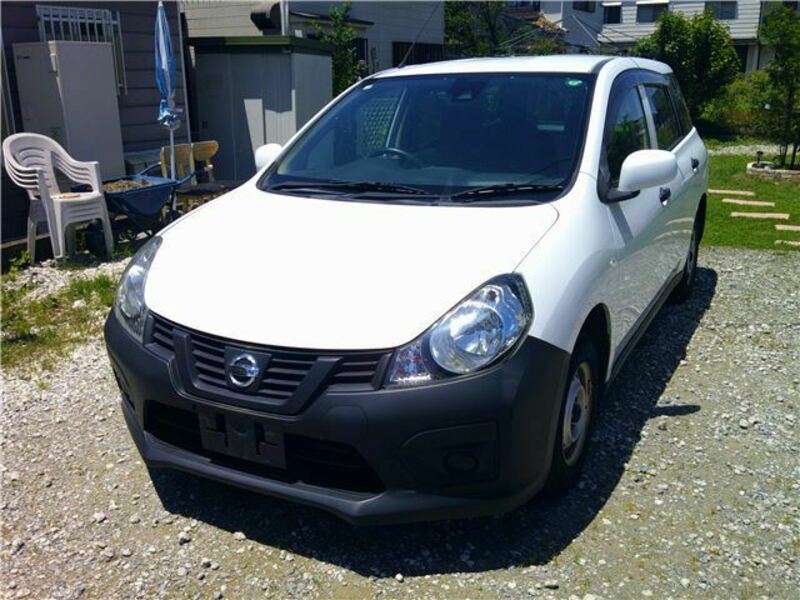 NISSAN AD