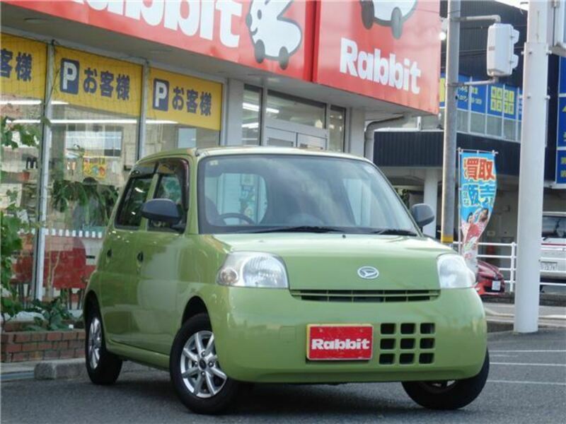 DAIHATSU ESSE