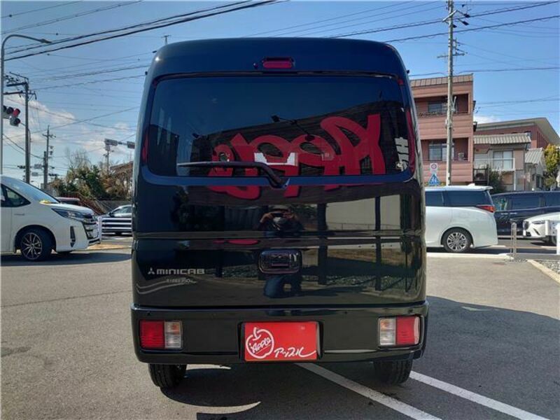 MINICAB VAN