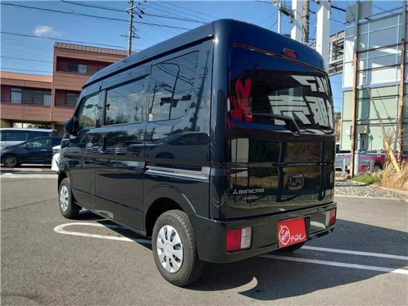 MINICAB VAN
