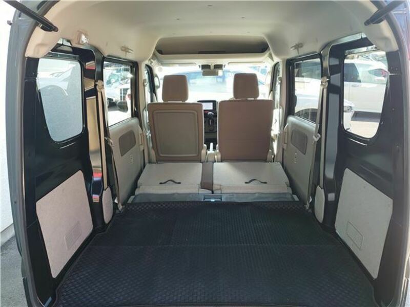 MINICAB VAN
