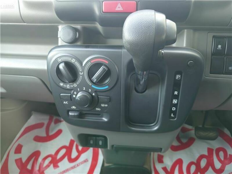 MINICAB VAN