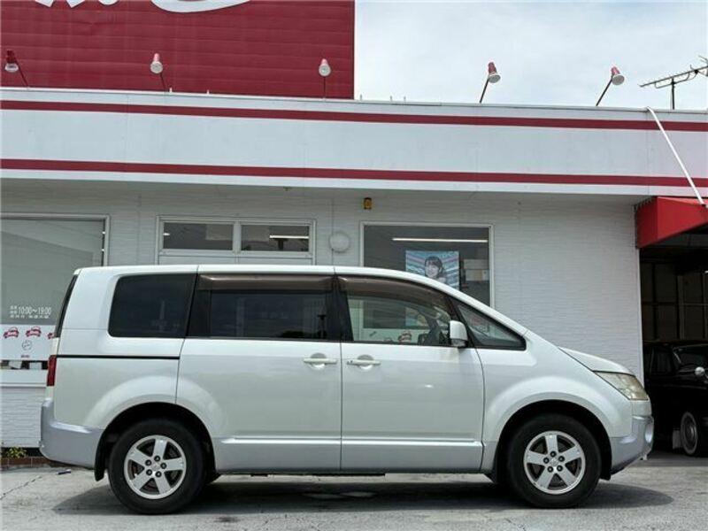 DELICA D5