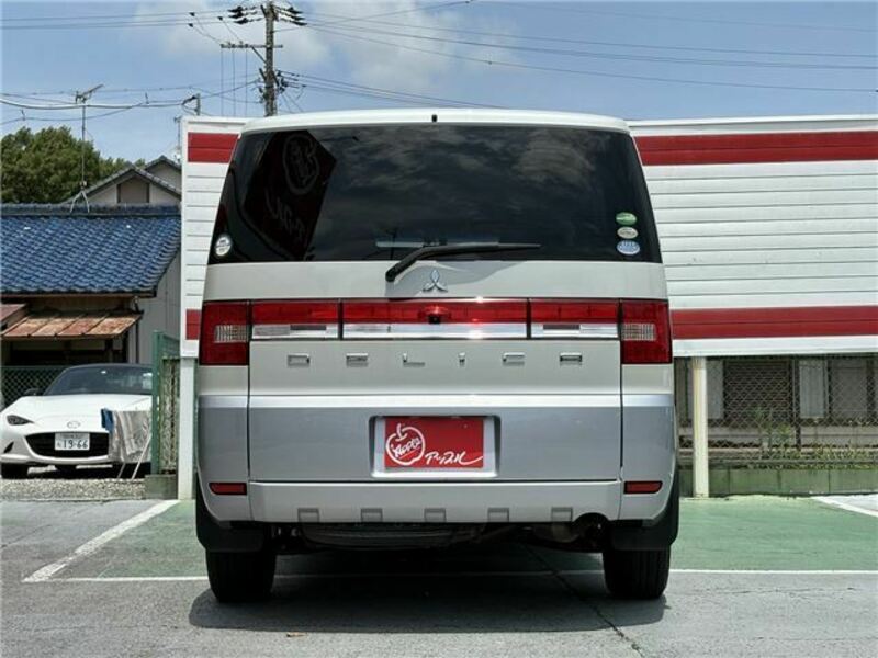 DELICA D5