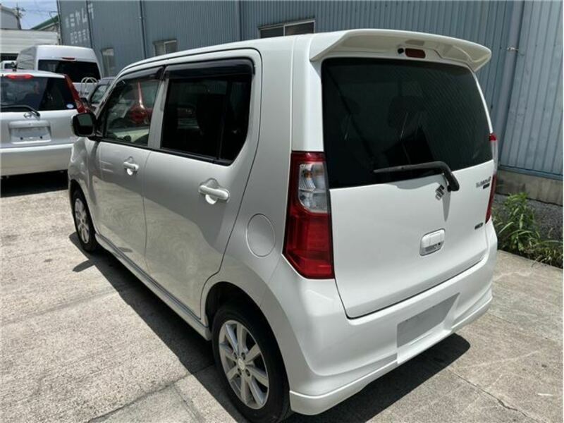 WAGON R