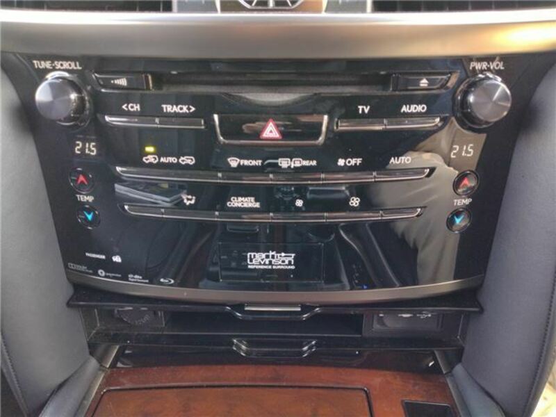 LX