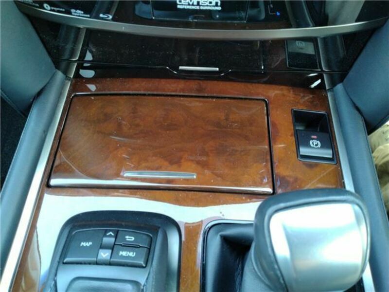 LX