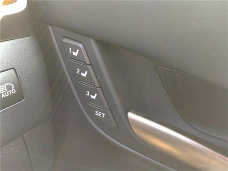 LX