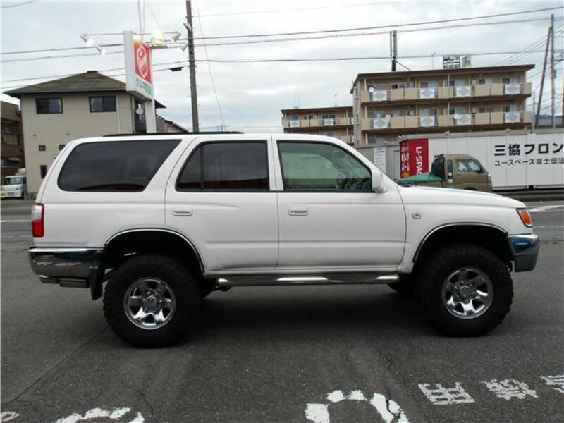 HILUX SURF
