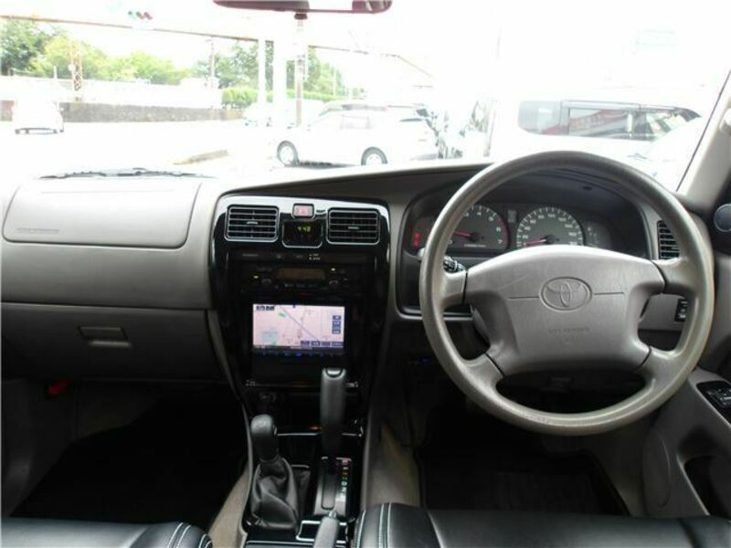 HILUX SURF