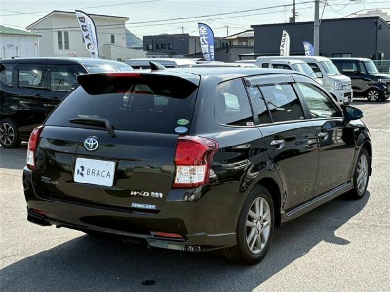 COROLLA FIELDER