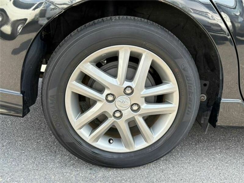 COROLLA FIELDER
