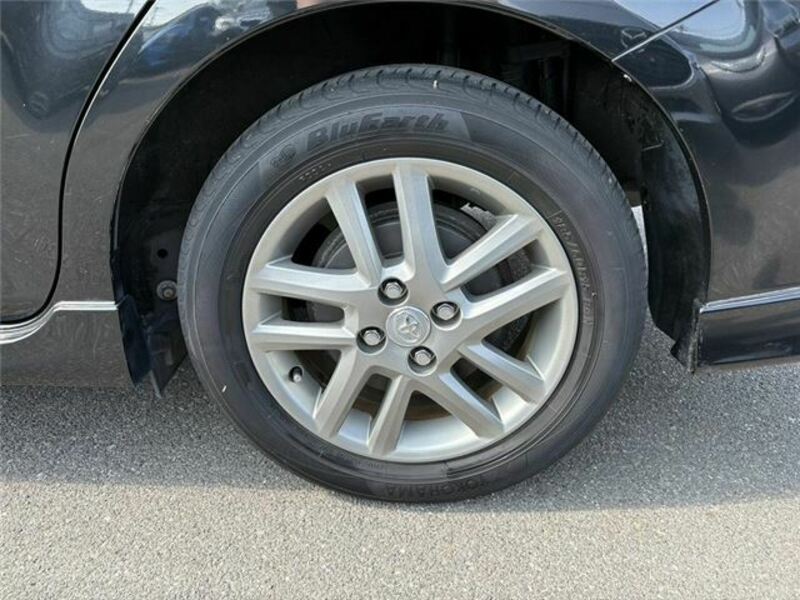 COROLLA FIELDER