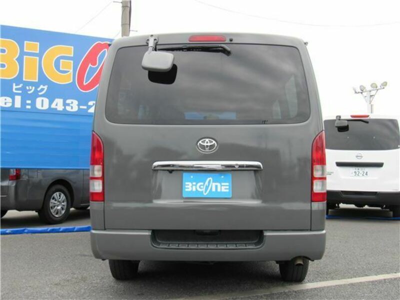 HIACE VAN