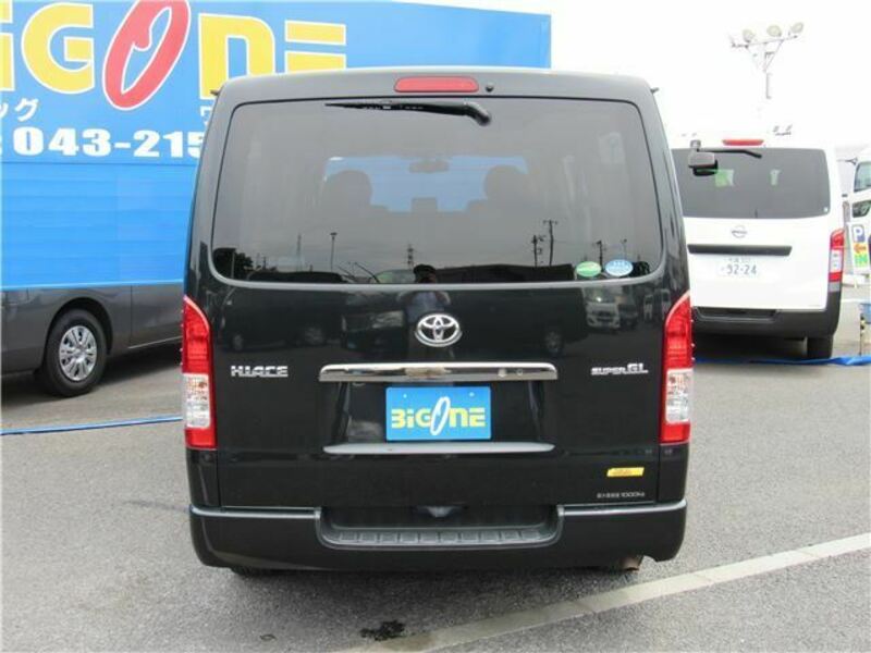 HIACE VAN