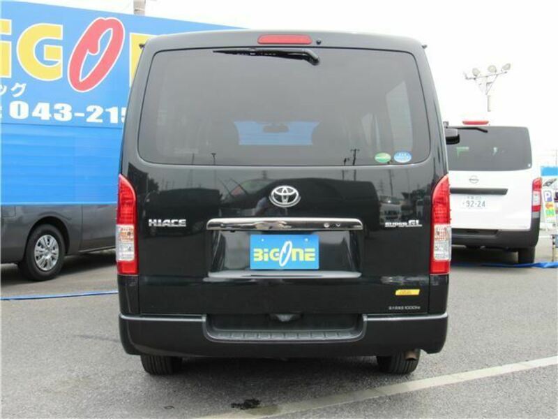 HIACE VAN
