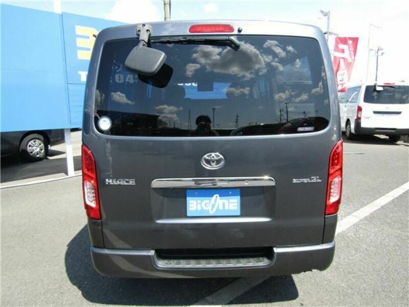 HIACE VAN