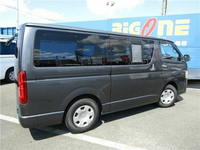 HIACE VAN