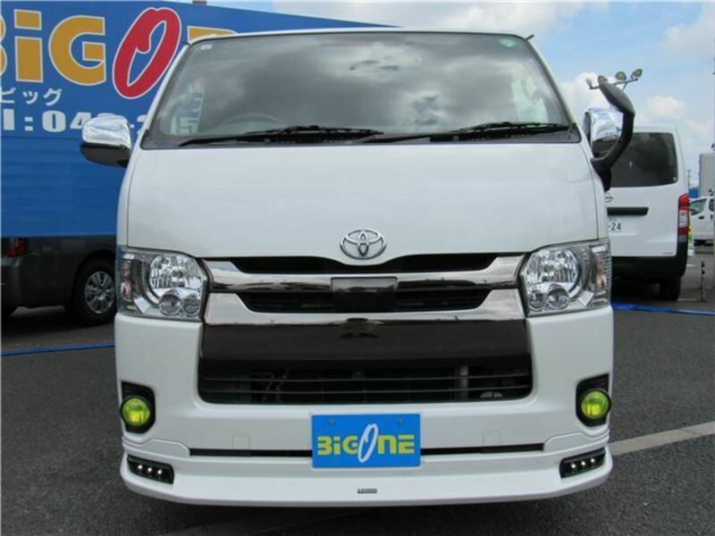 HIACE VAN