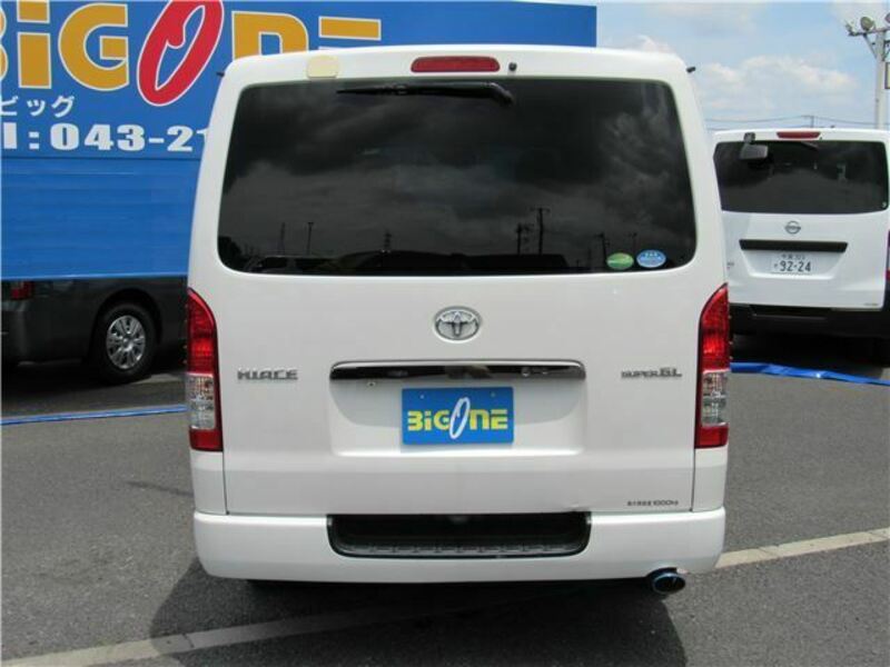 HIACE VAN