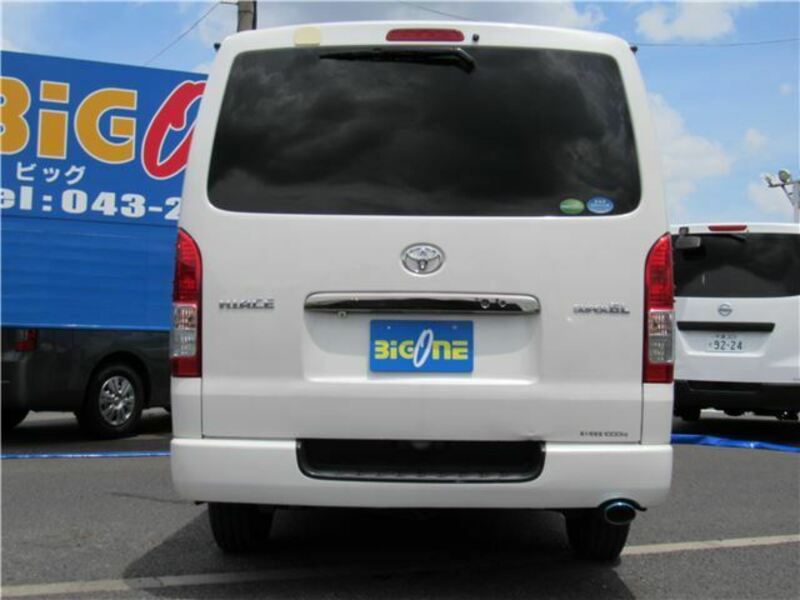 HIACE VAN