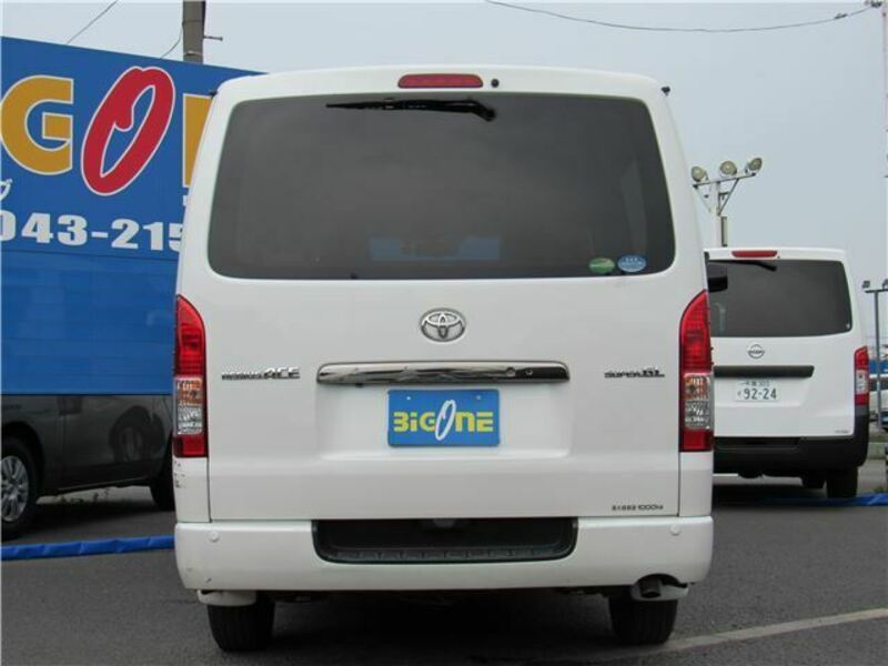 HIACE